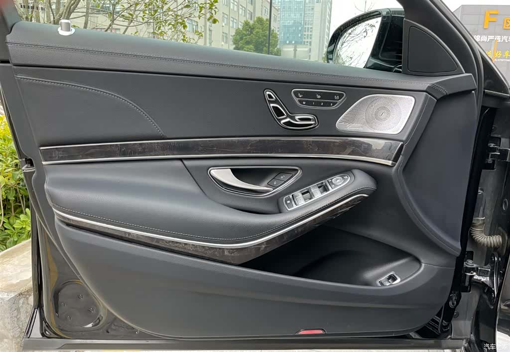 Mercedes-Benz S-Class, 2019 10