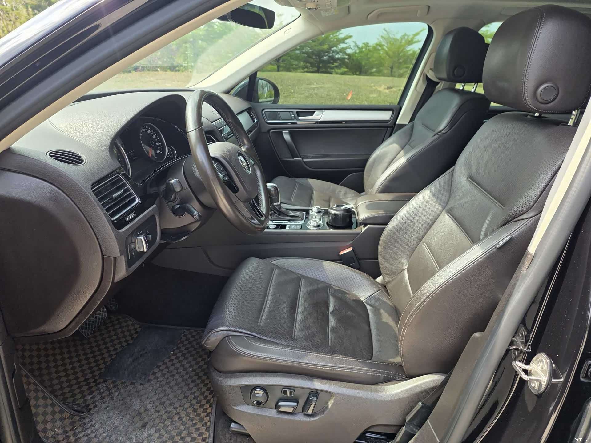 Volkswagen Touareg, 2017 12