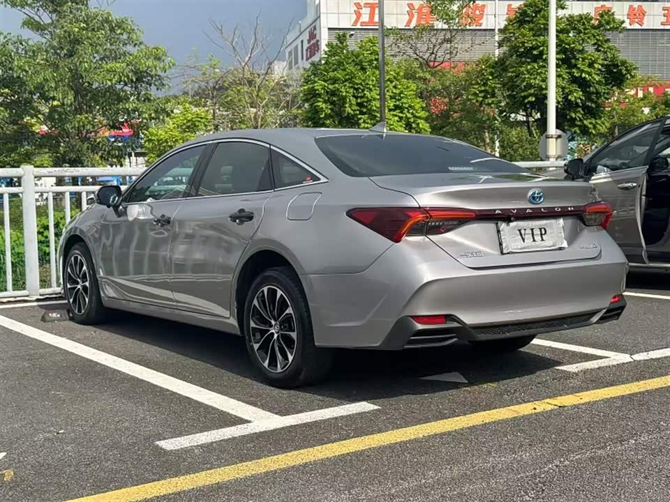 Toyota Asian dragon