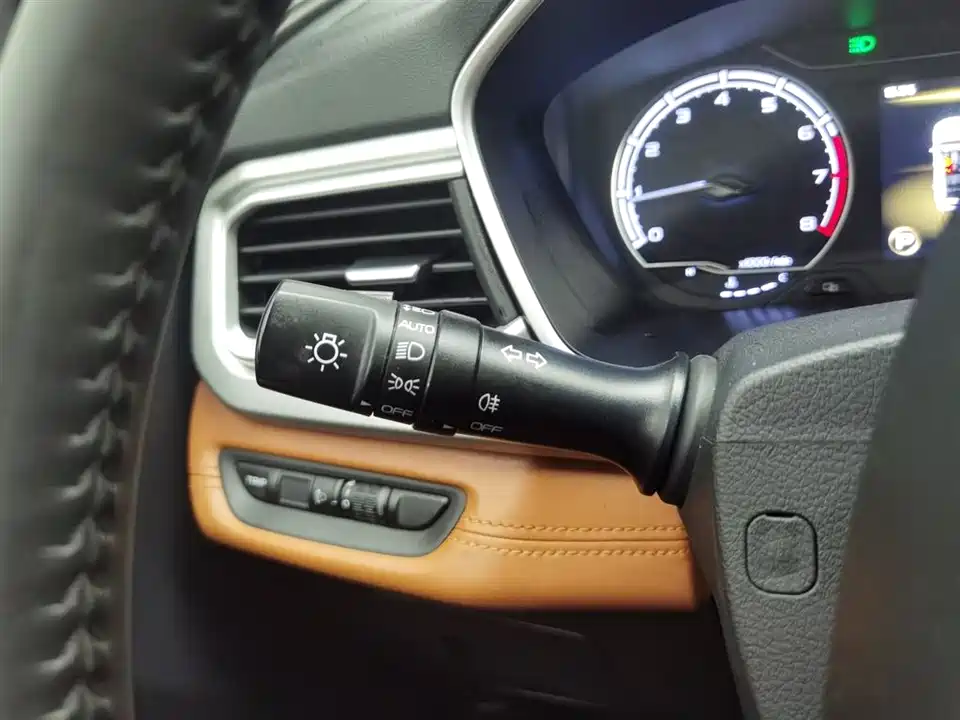 Geely Vision X6