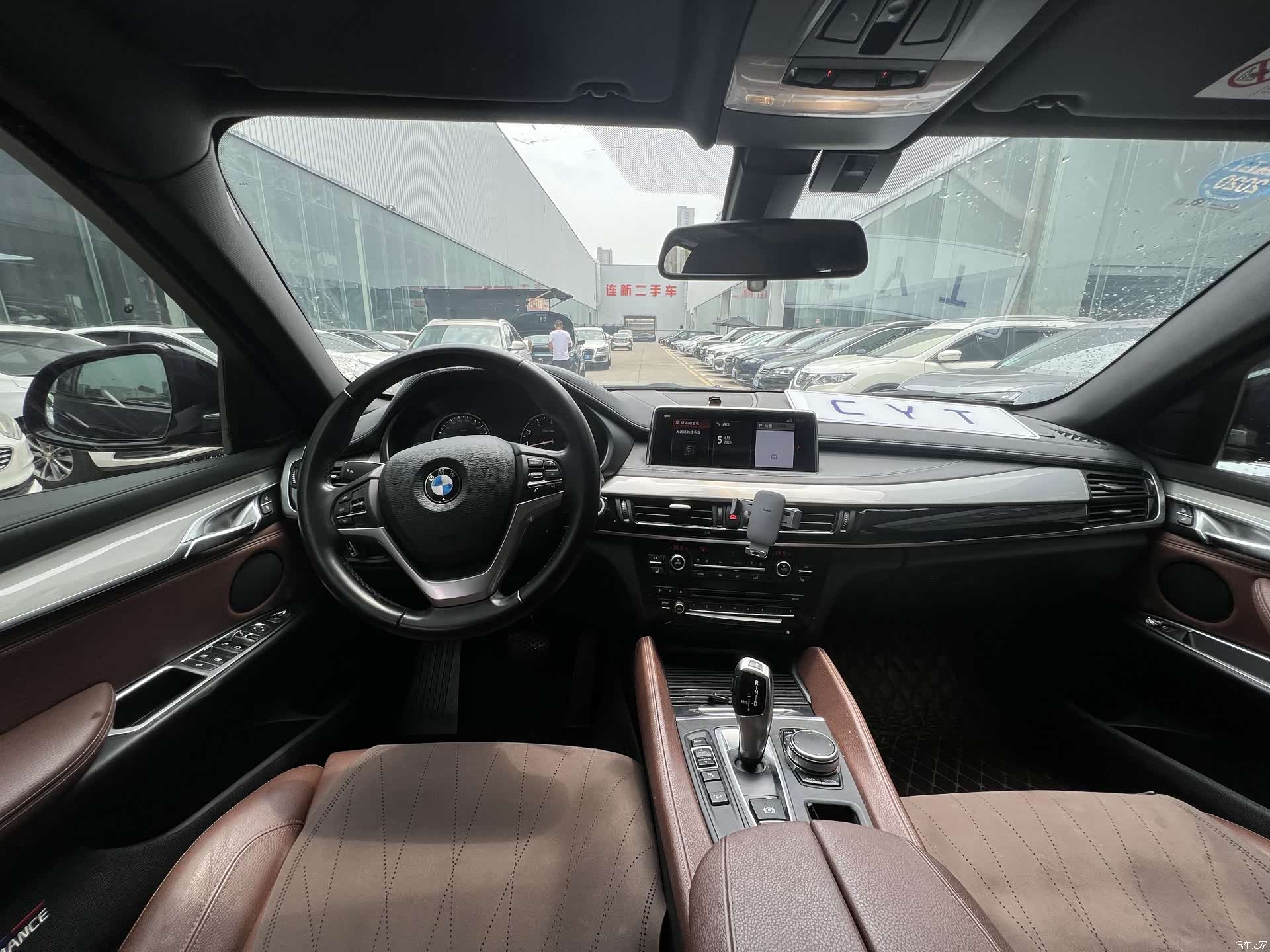 BMW X6, 2019 11