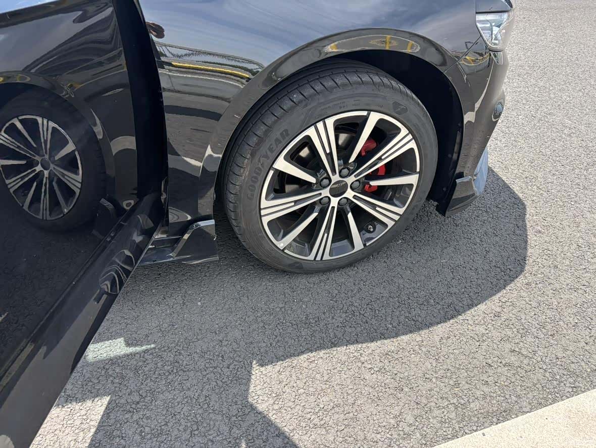 Geely Preface, 2025 12