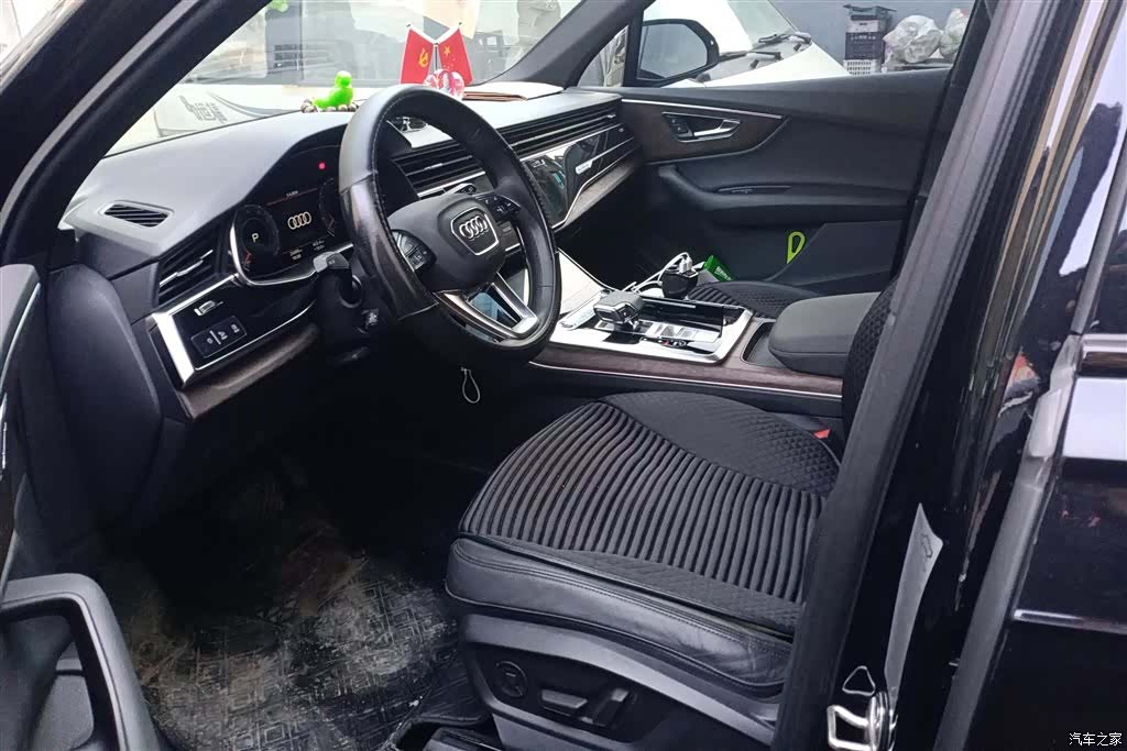 Audi Q7, 2021 9