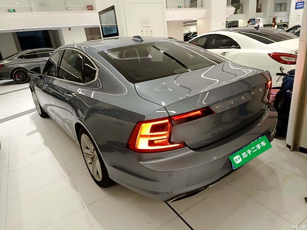 Volvo S90, 2017 все фото