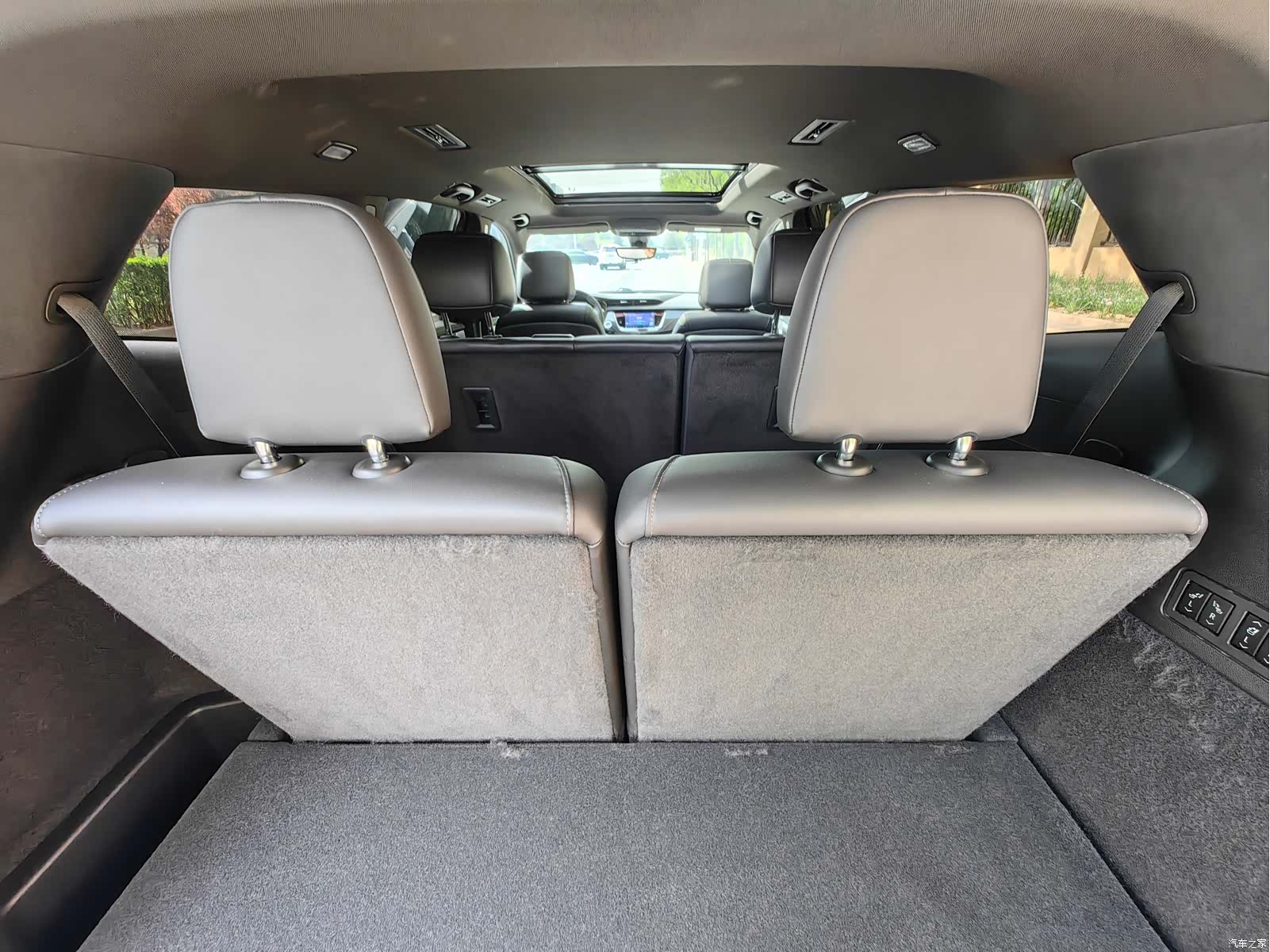 Cadillac XT6, 2022 23