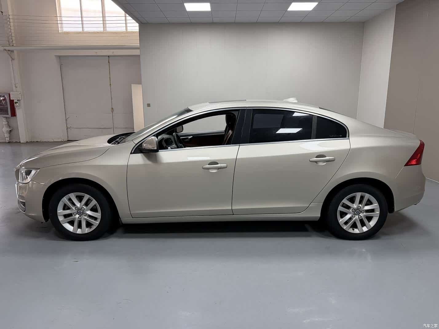Volvo S60, 2017 8
