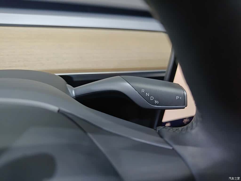 Tesla Model Y, 2022 14