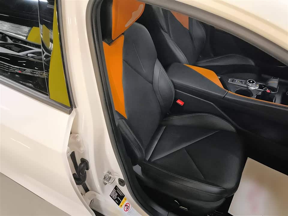 Changan UNI-V