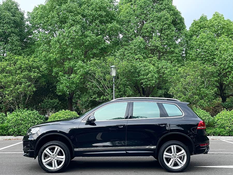 Volkswagen Touareg 2015, фото 4