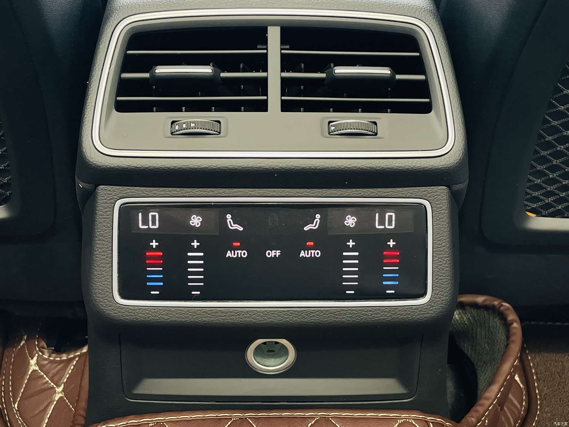 Audi A6L, 2021 8