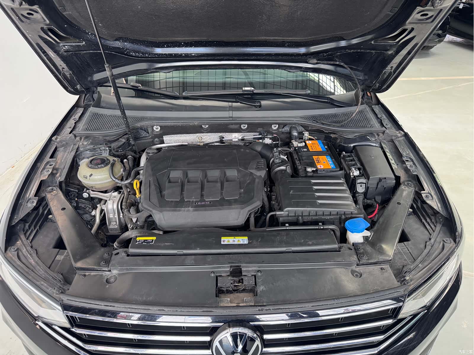 Volkswagen Magotan, 2022 10