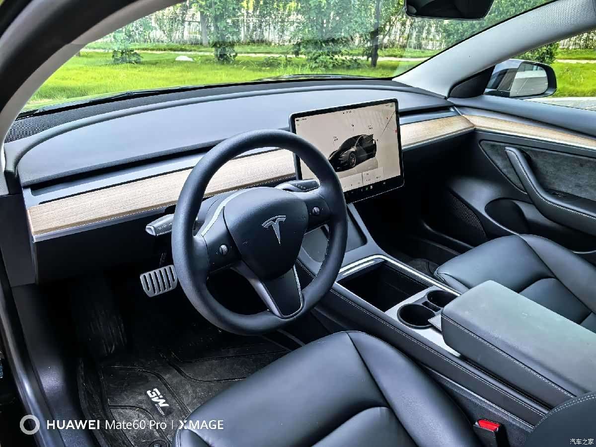 Tesla Model 3, 2022 10