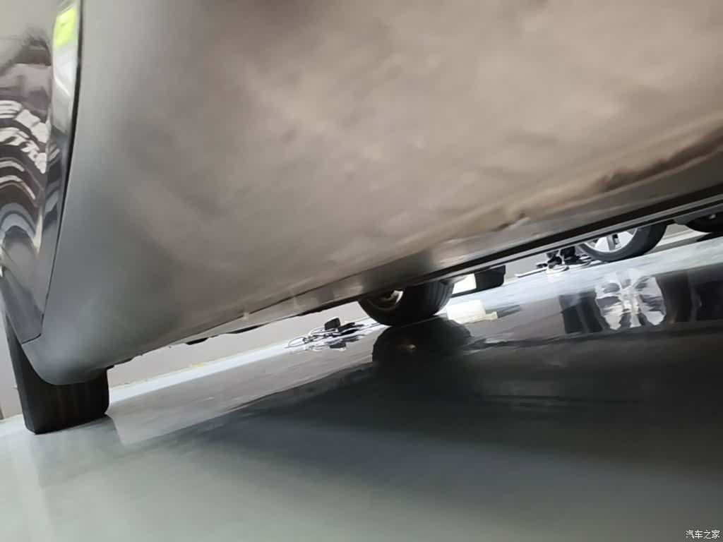 Tesla Model Y, 2021 21