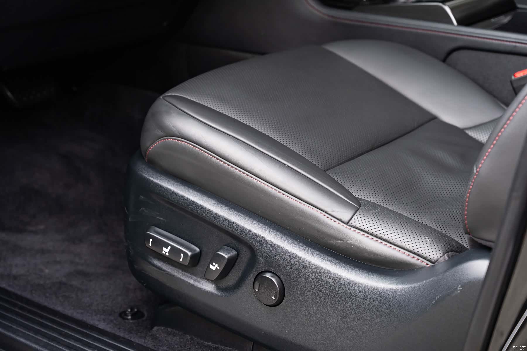 Lexus GX, 2022 21