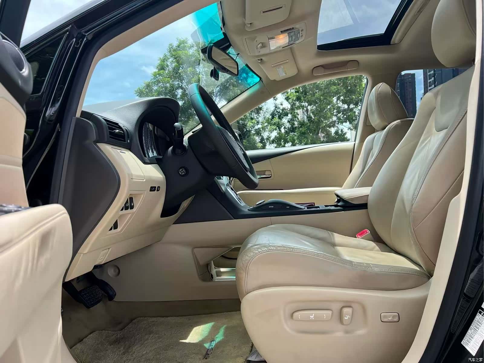 Lexus RX, 2012 4