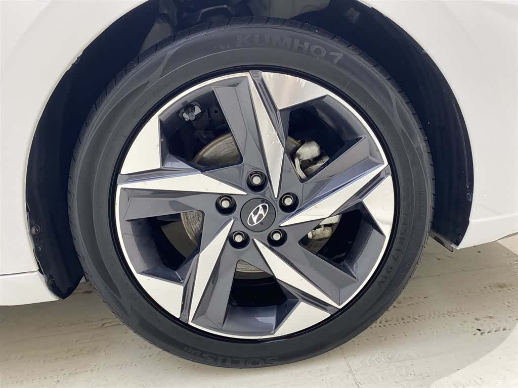 Hyundai Elantra, 2023 21