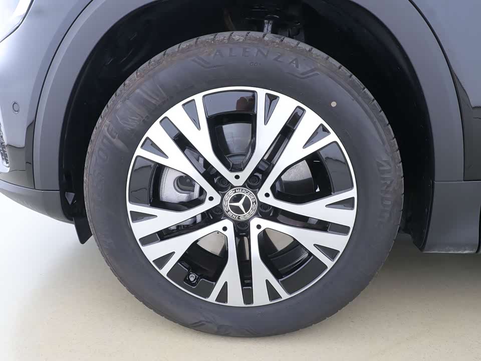 Mercedes-Benz GLB Mercedes-Benz GLB
