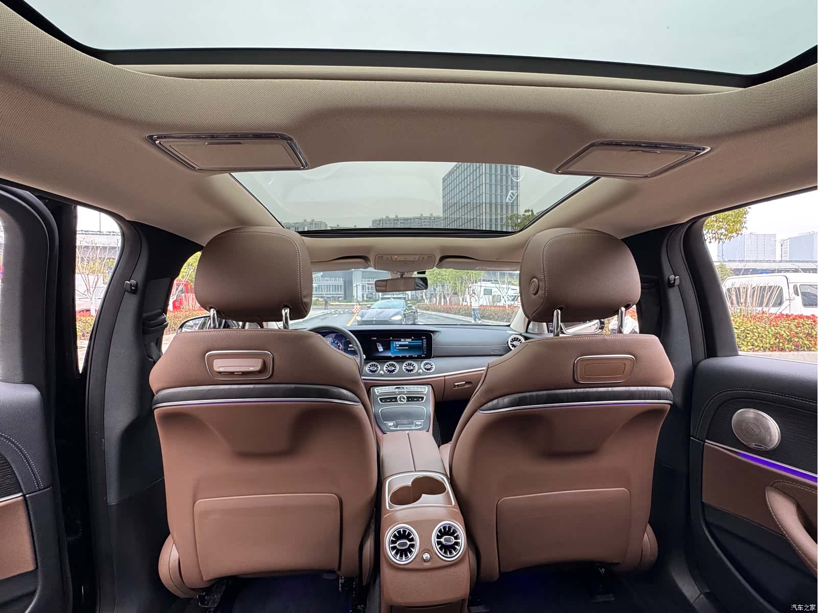 Mercedes-Benz E-Class, 2020 11