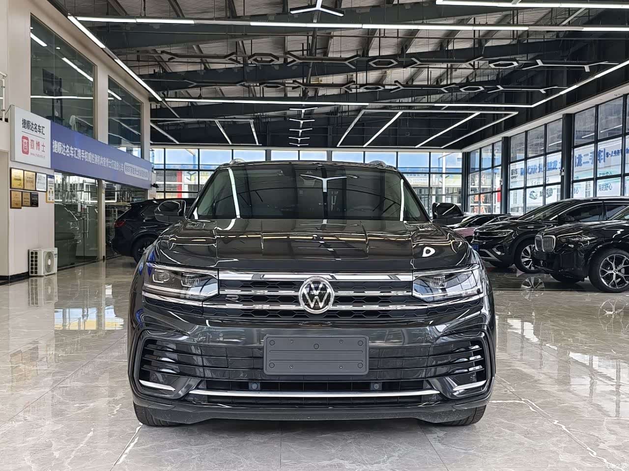 Volkswagen Teramont X, 2022 16