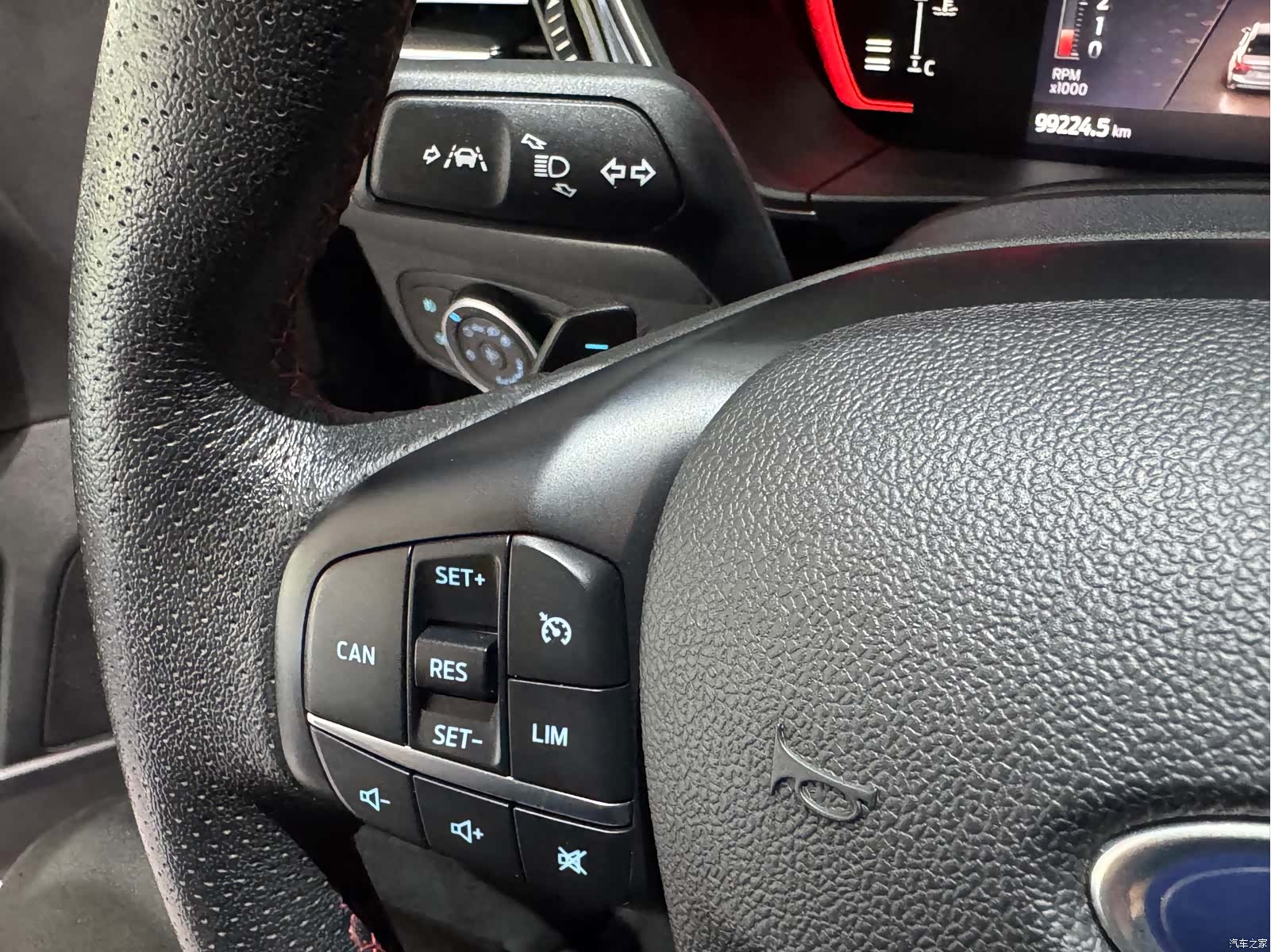 Ford Focus, 2021 13
