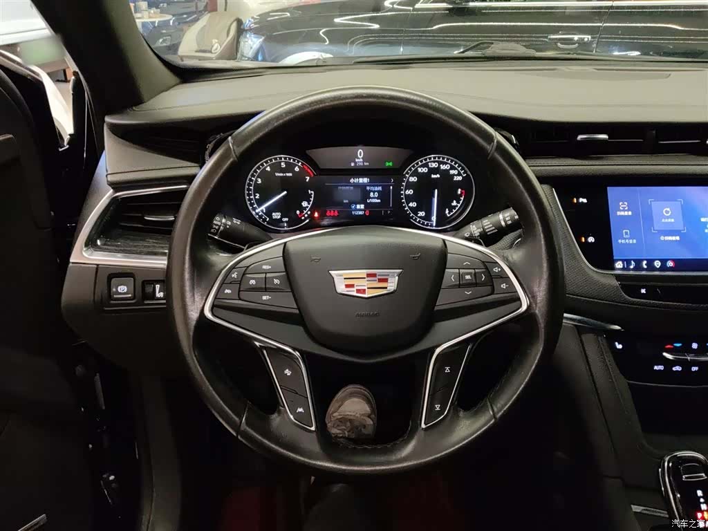 Cadillac XT5, 2022 11