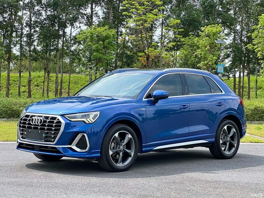 Audi Q3, 2019 1
