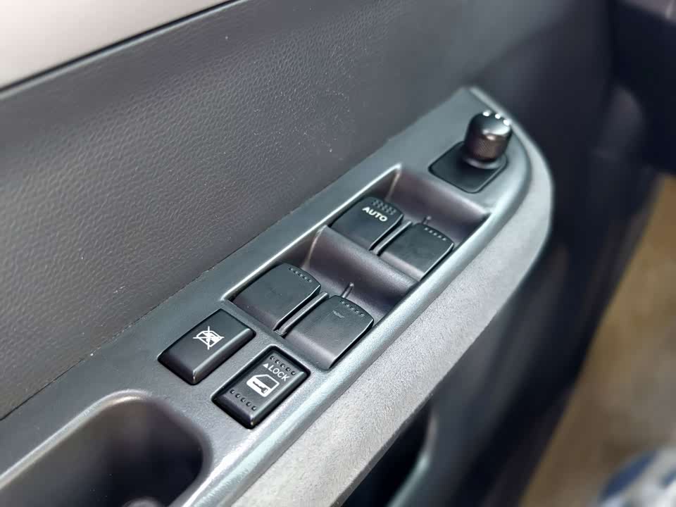 Suzuki Swift Suzuki Swift