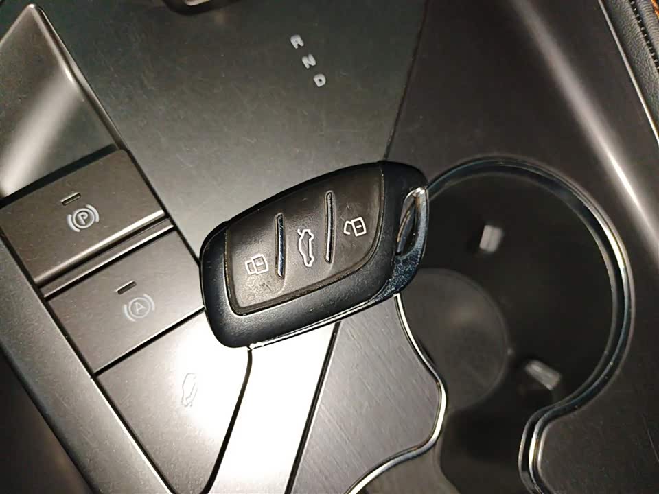 Roewe RX5 New energy