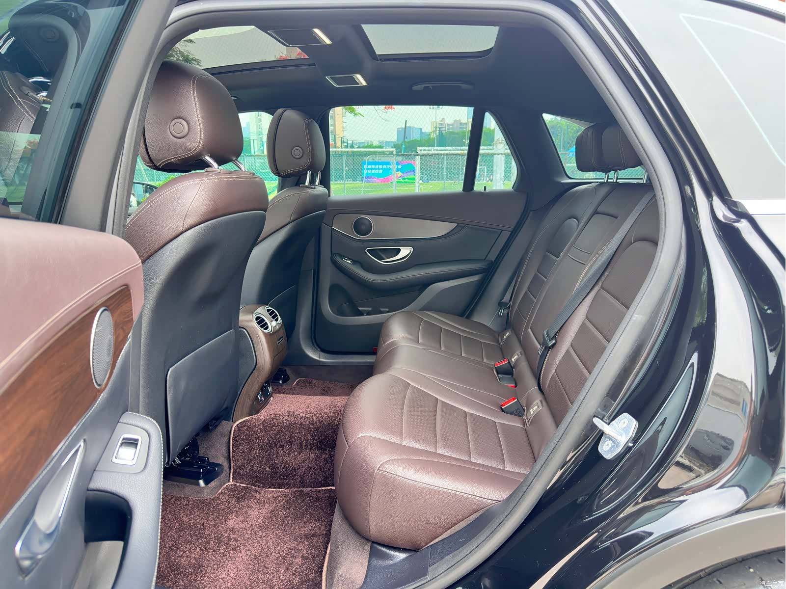 Mercedes-Benz GLC, 2019 9