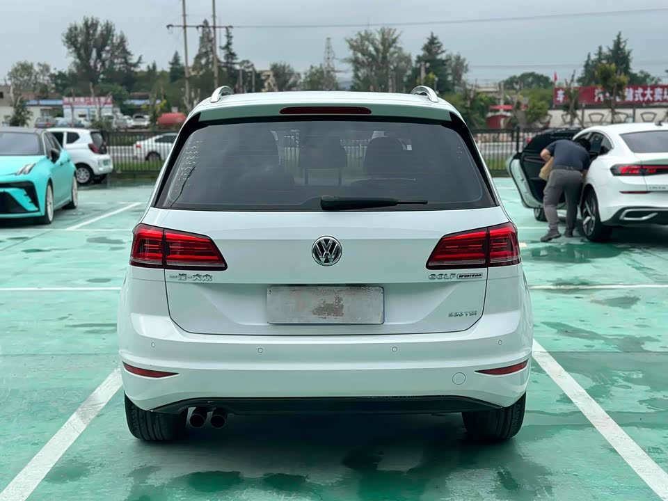 Volkswagen Golf*Jiayu