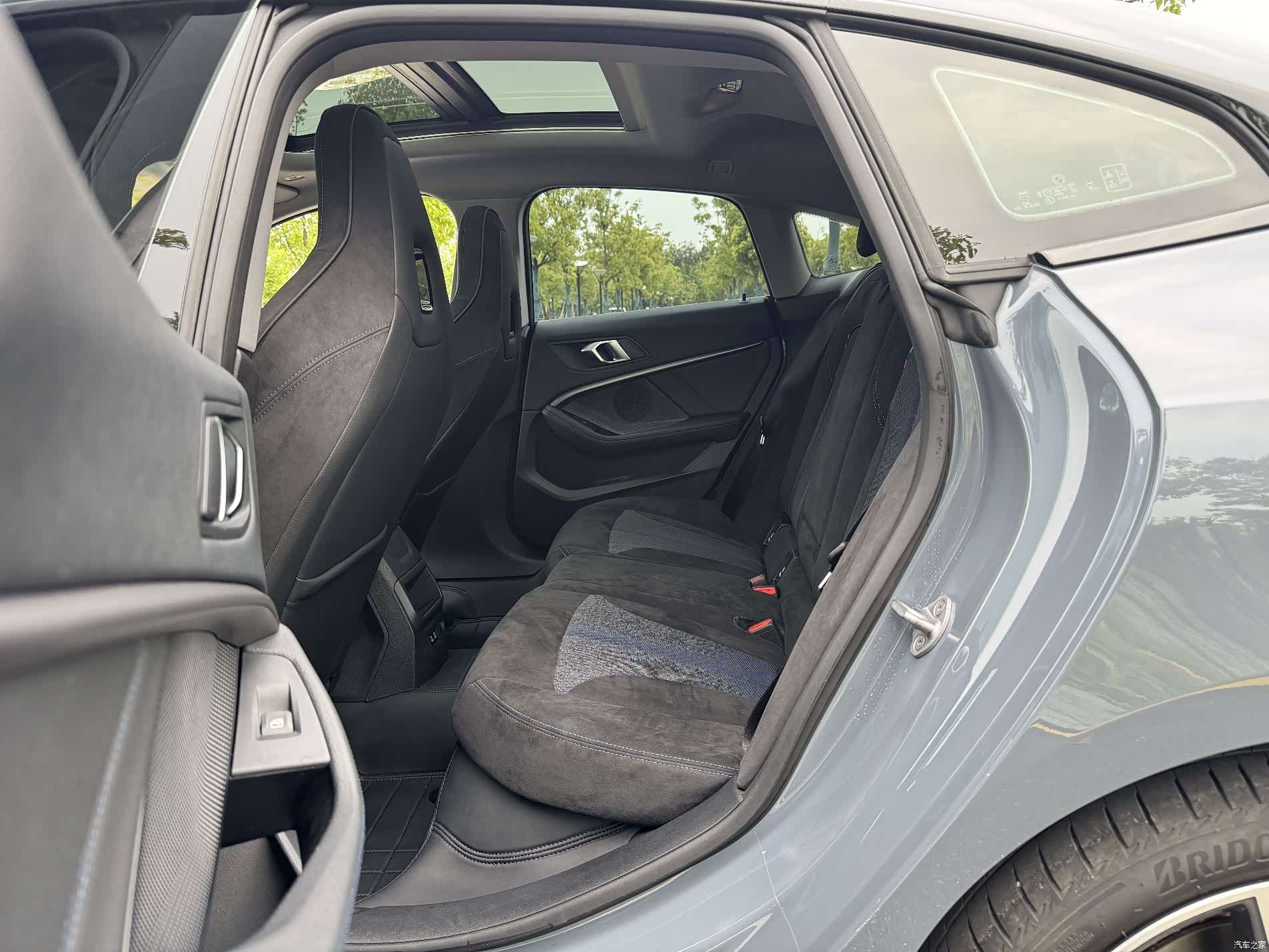 BMW 2 Series, 2024 10