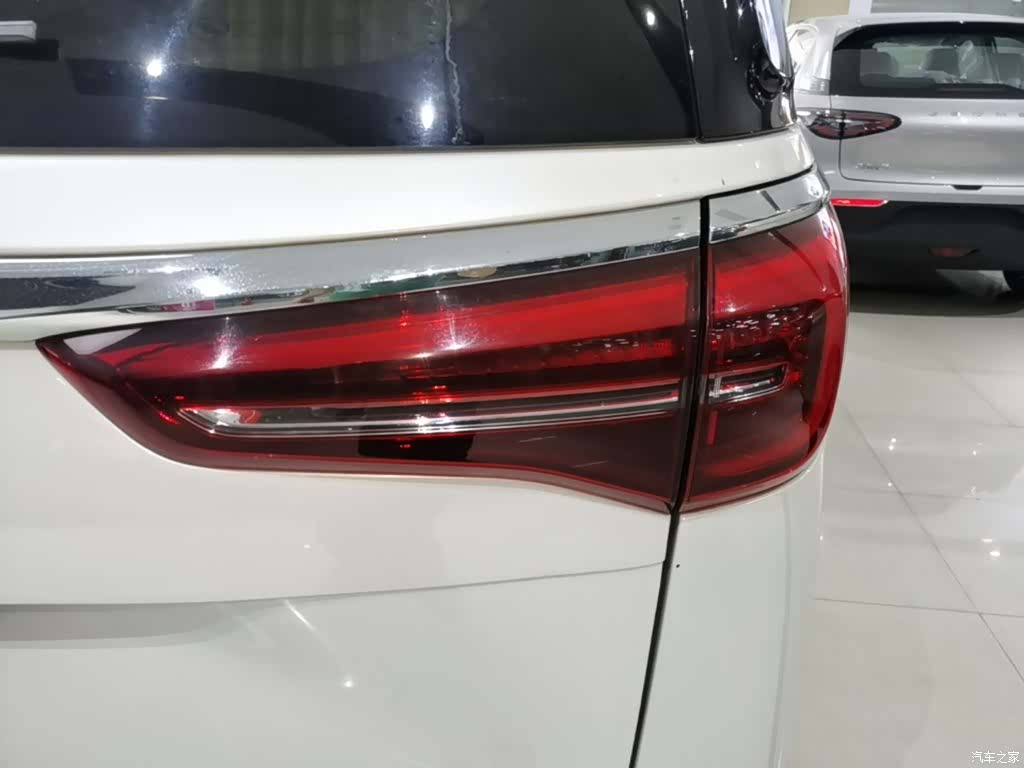Buick GL8, 2021 8