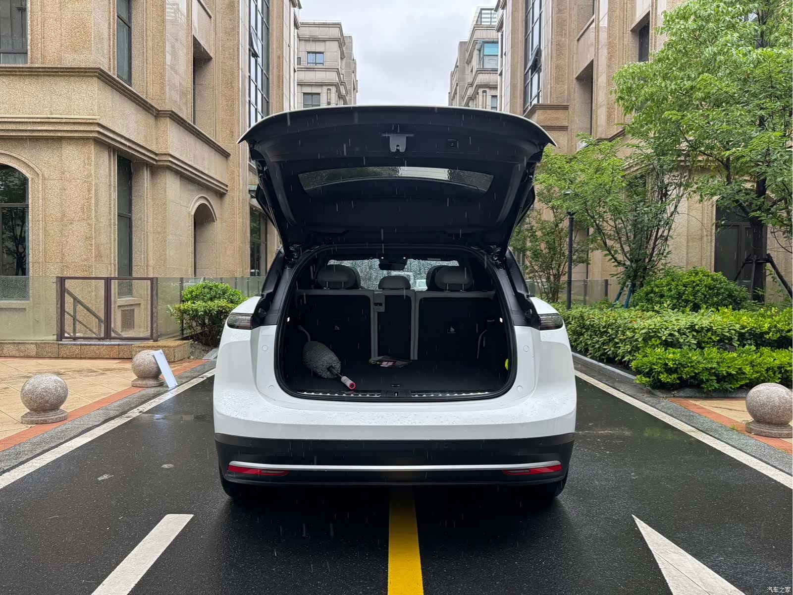 NIO ES6, 2024 15