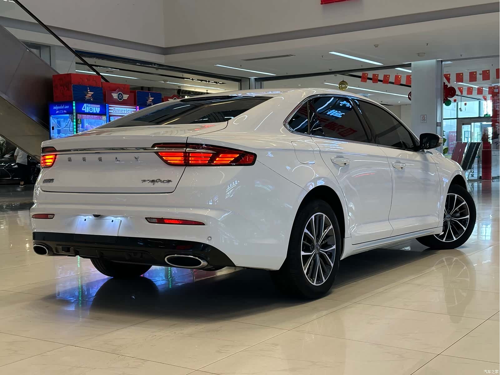 Geely Preface, 2022 все фото