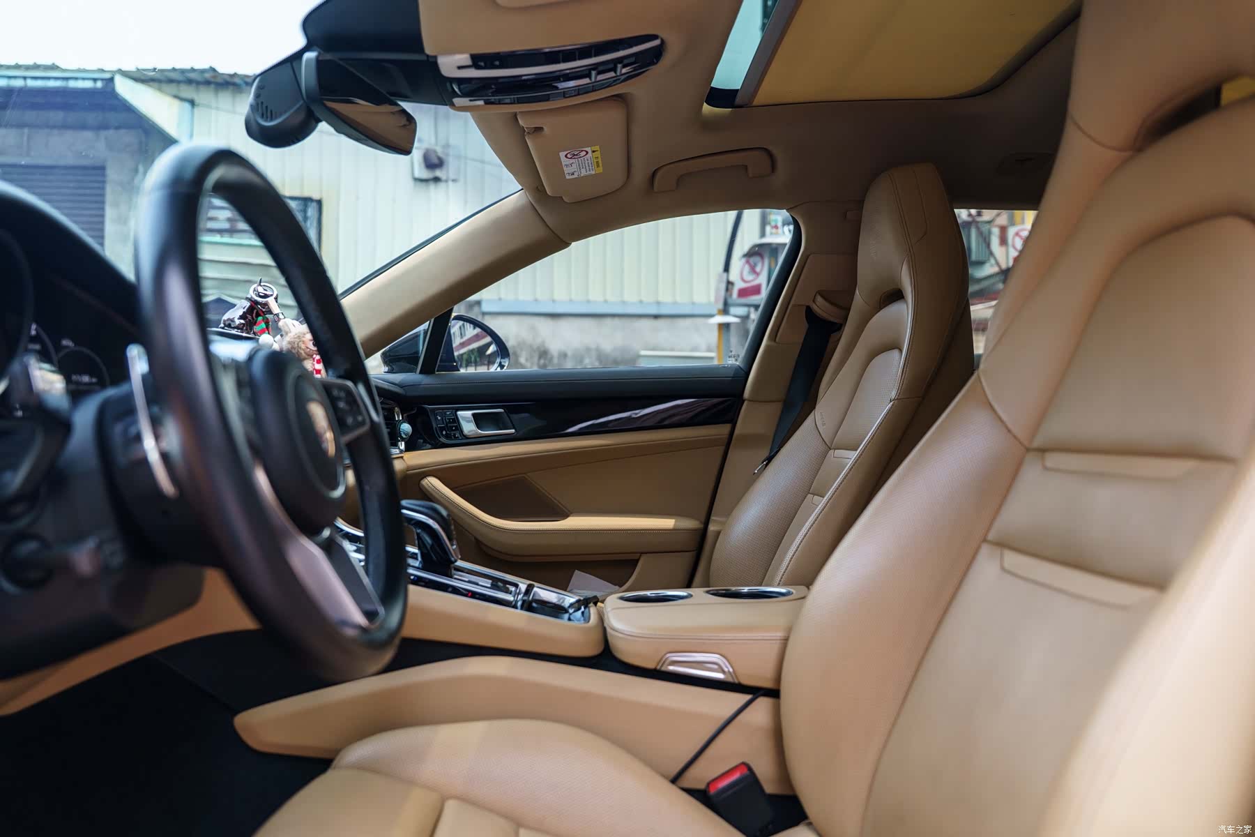 Porsche Panamera, 2018 13