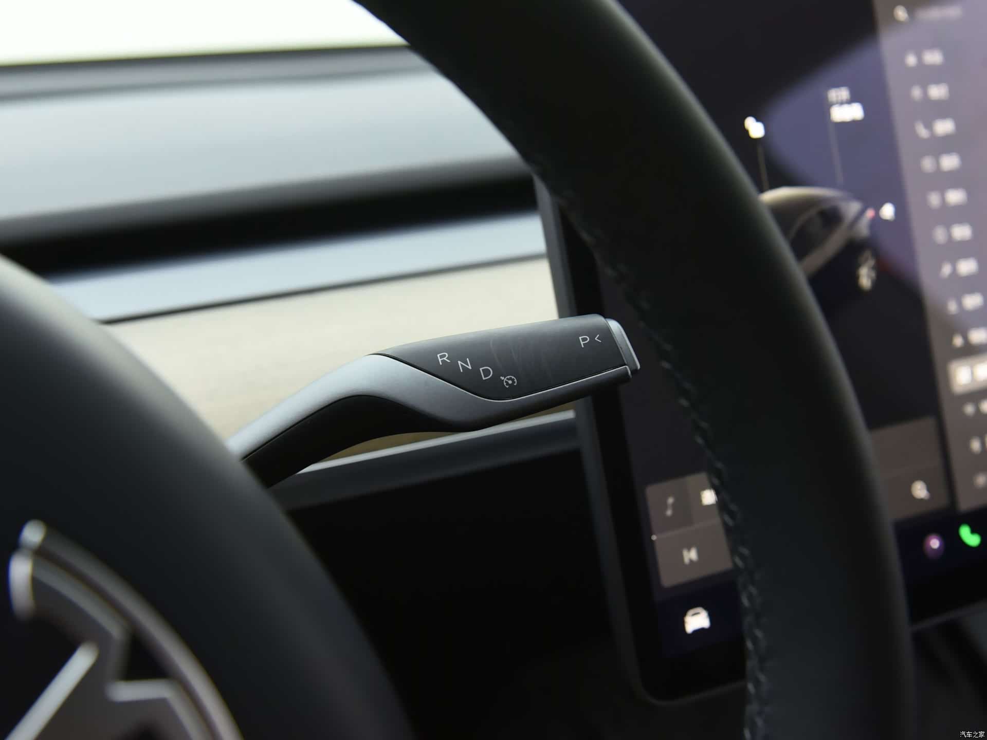 Tesla Model Y, 2021 4