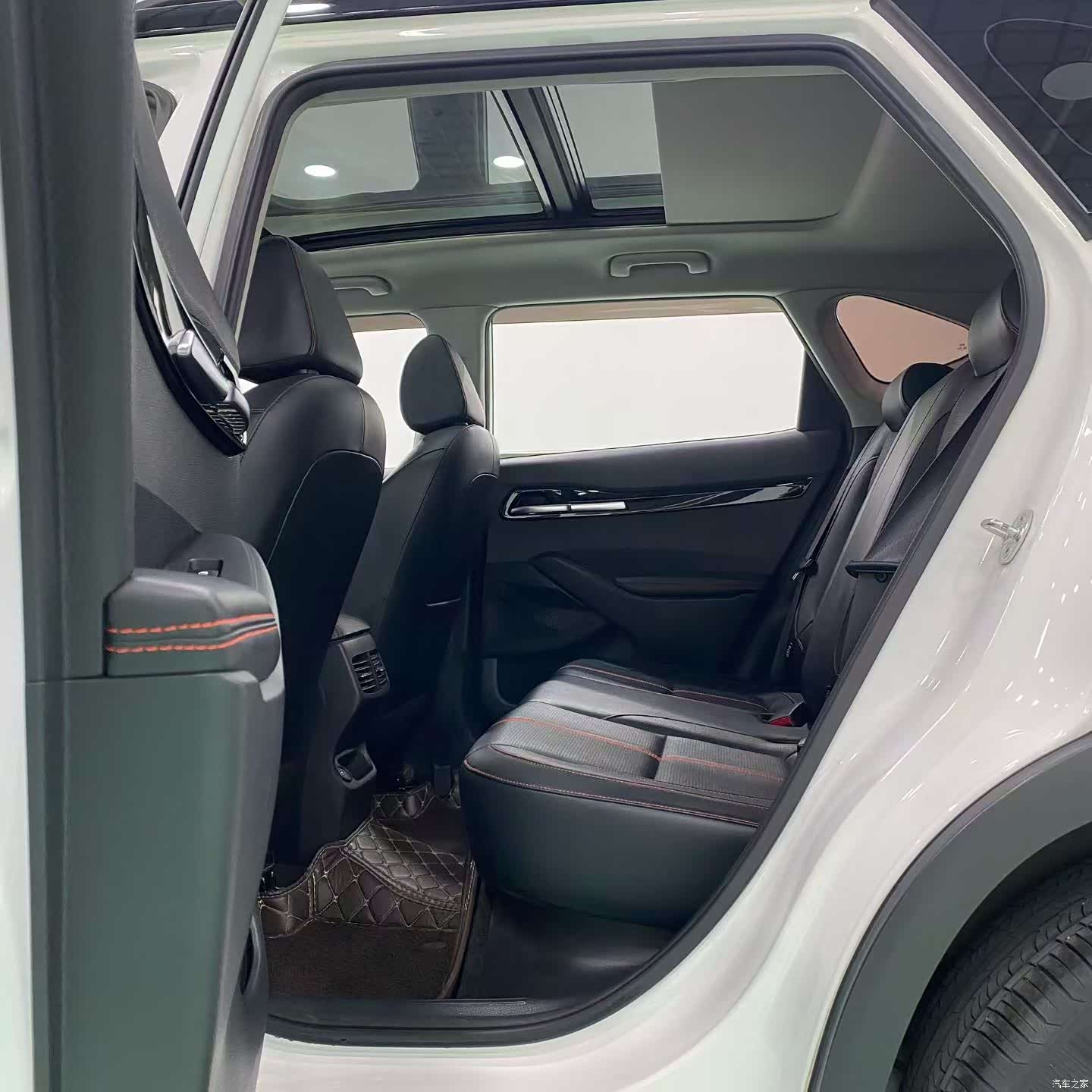 Kia KX3, 2021 все фото