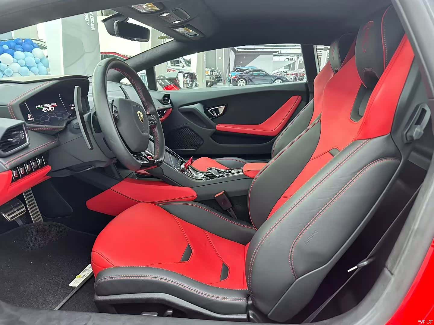Lamborghini Huracán, 2021 все фото
