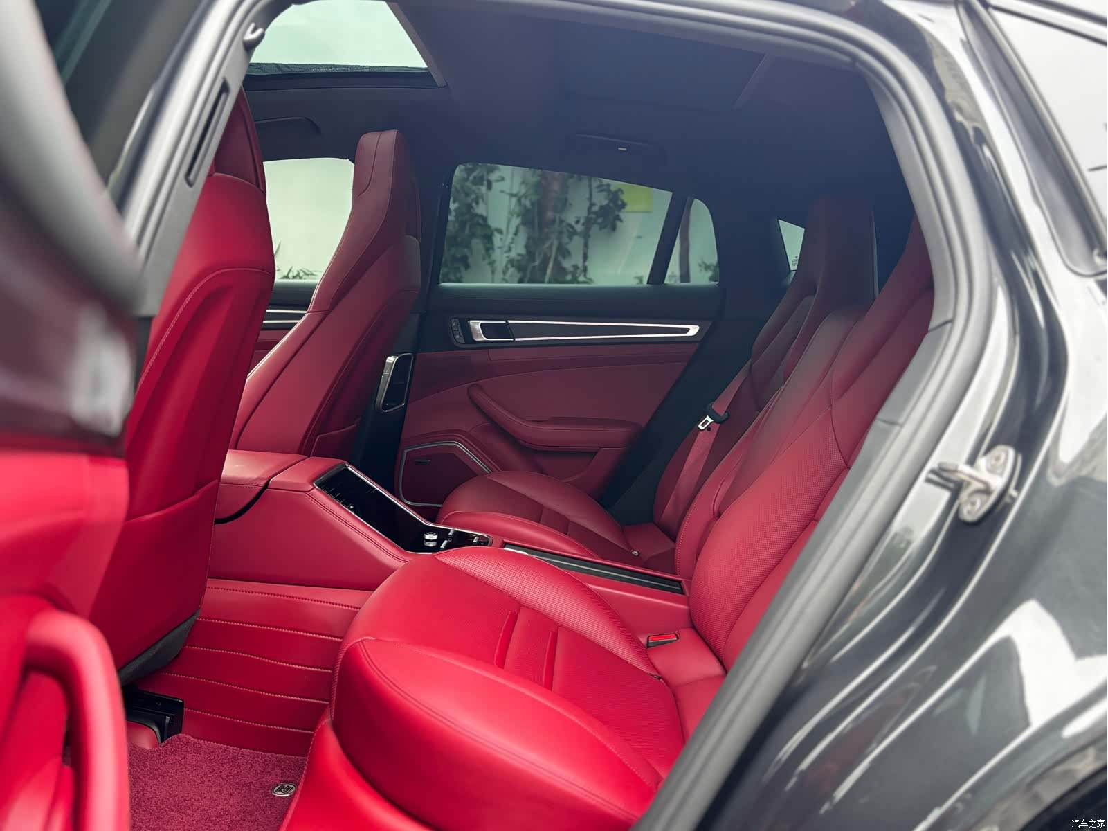 Porsche Panamera, 2022 13