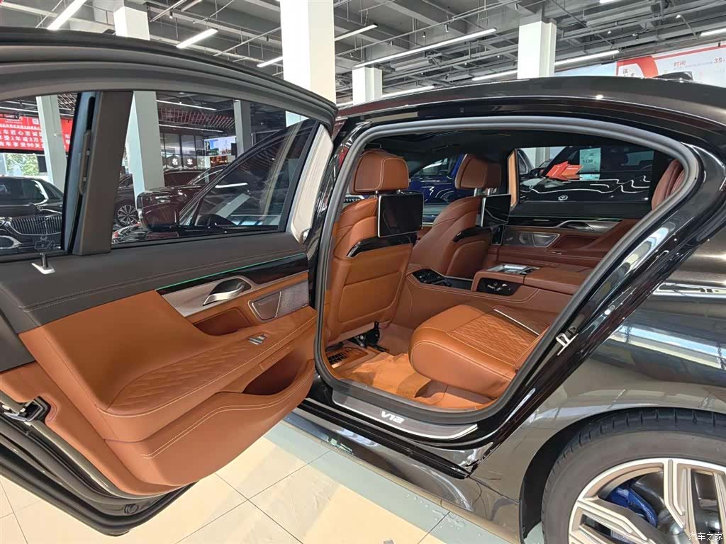 BMW 7 Series, 2023 20