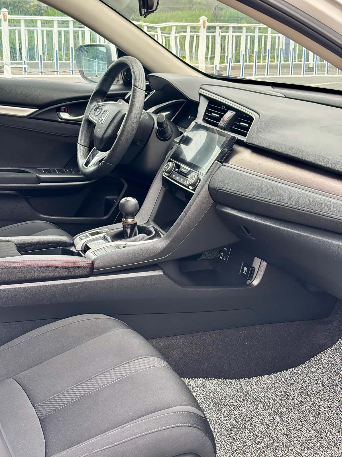 Honda Civic, 2017 9