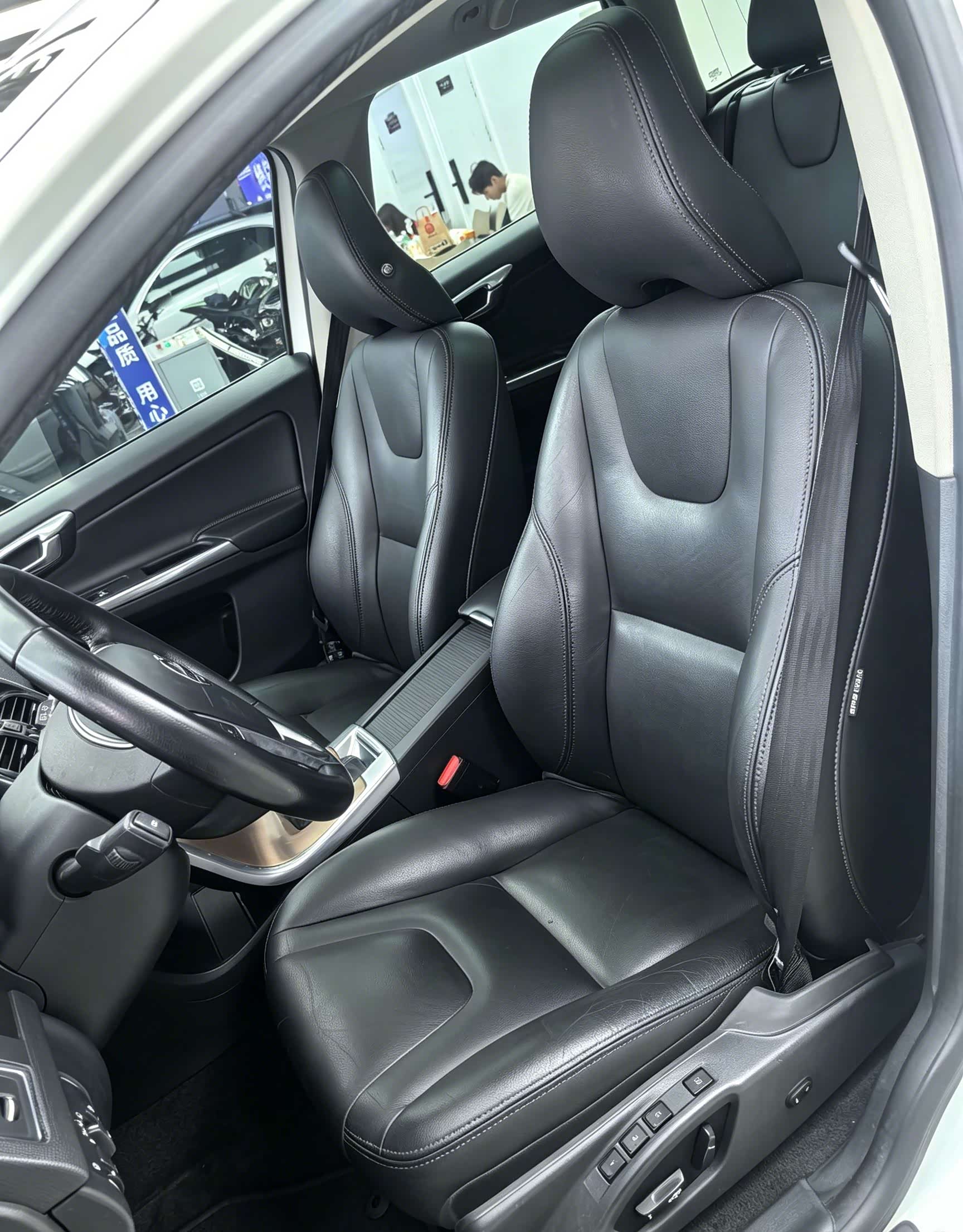Volvo XC60, 2016 9