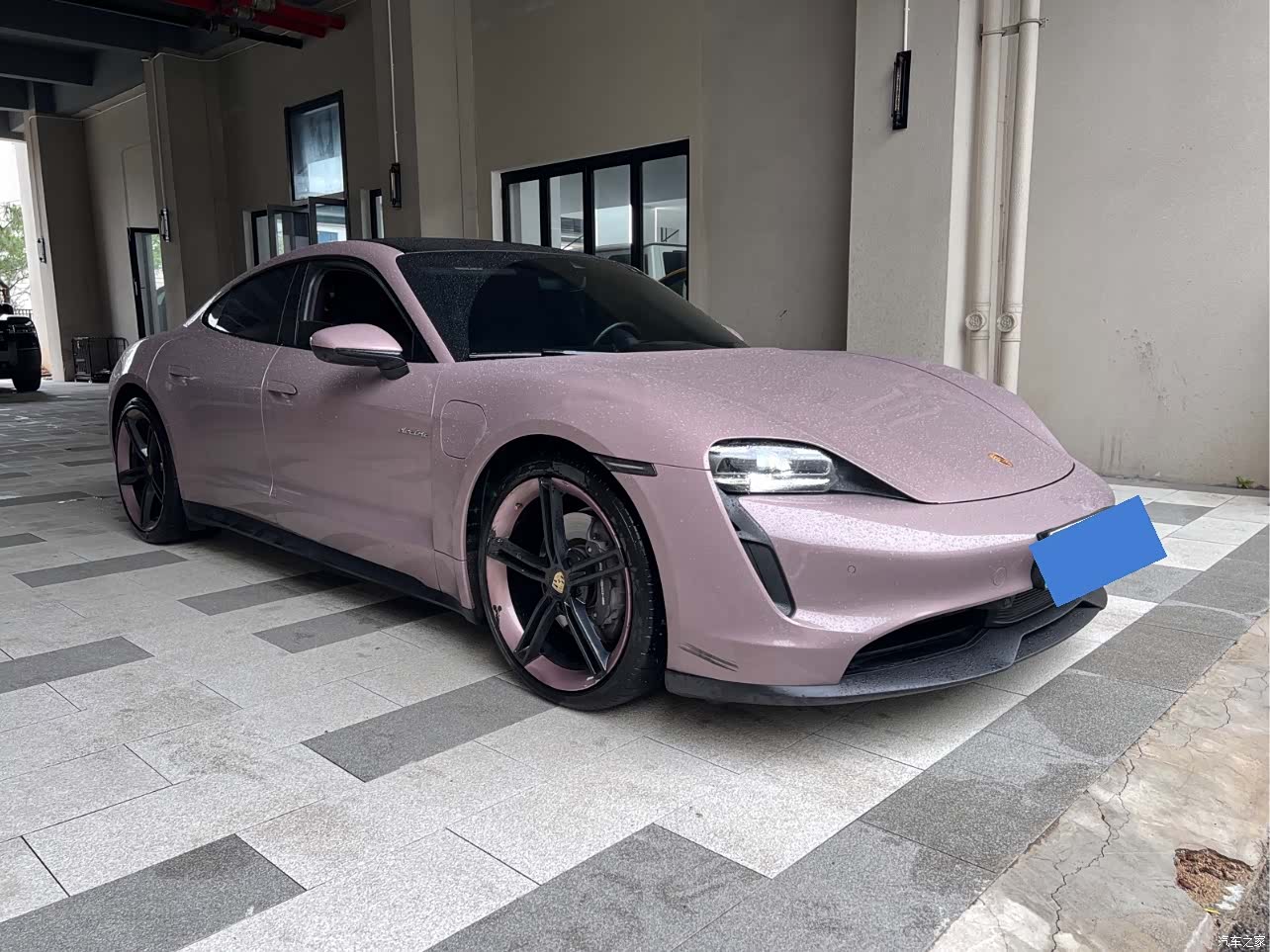 Porsche Taycan, 2020 3