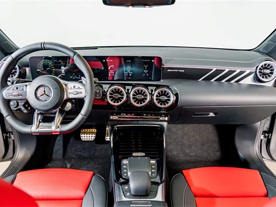 Mercedes-Benz CLA AMG