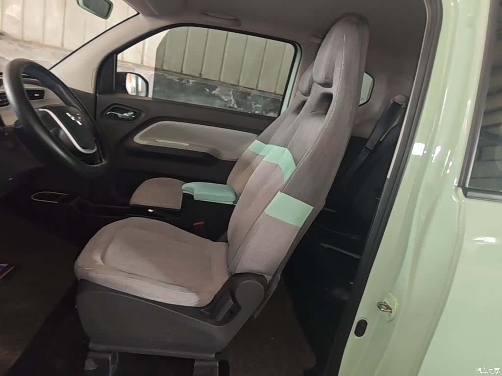 Wuling MINIEV, 2022 15
