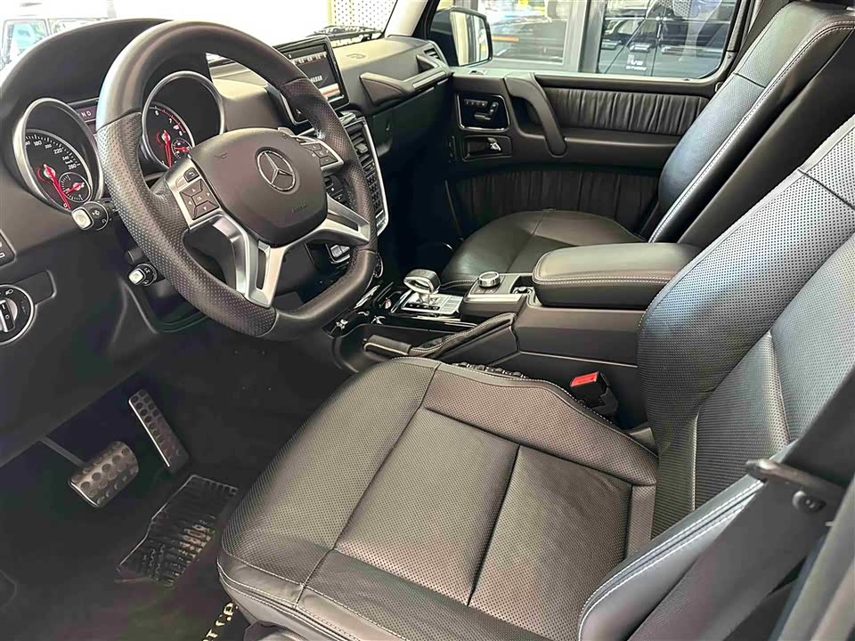 Mercedes-Benz G-class