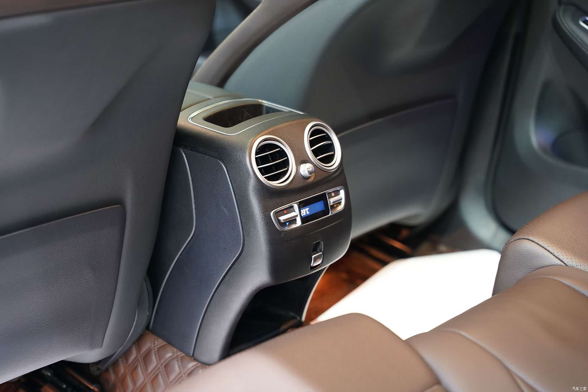 Mercedes-Benz GLC, 2022 16