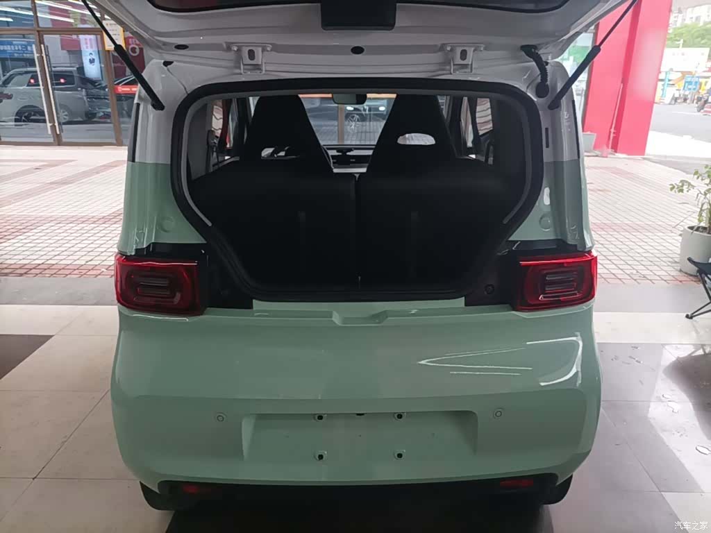 Wuling MINIEV, 2021 19