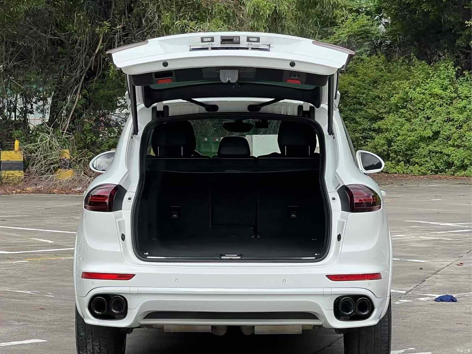 Porsche Cayenne, 2016 9
