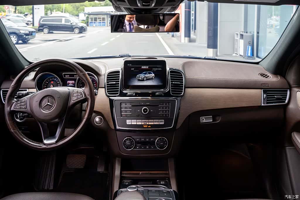 Mercedes-Benz GLE, 2018 8